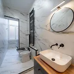 Spacious Three Bedroom Design Near Circo Massimo روما