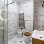 Spacious Three Bedroom Design Near Circo Massimo روما
