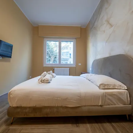 Spacious Three Bedroom Design Near Circo Massimo Roma