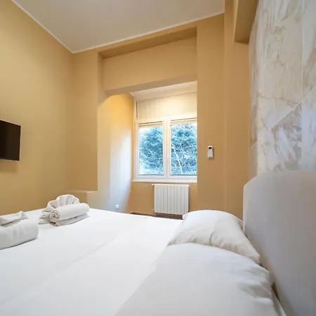 Spacious Three Bedroom Design Near Circo Massimo