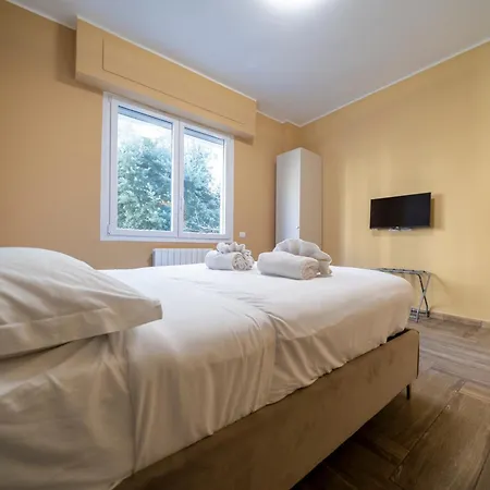 Spacious Three Bedroom Design Near Circo Massimo * Roma