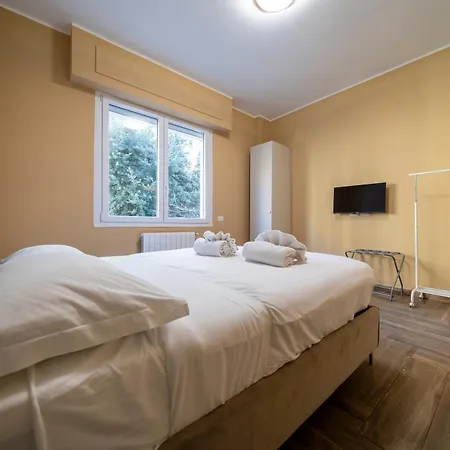 Spacious Three Bedroom Design Near Circo Massimo Appartamento Roma