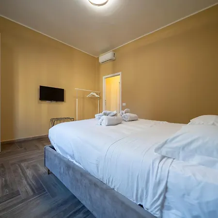 Spacious Three Bedroom Design Near Circo Massimo Appartamento